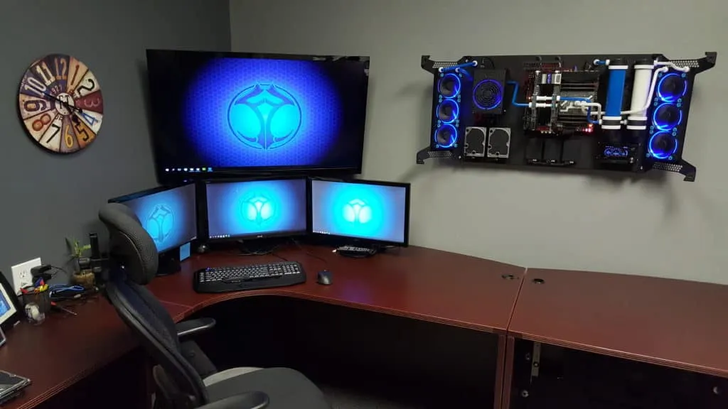 Wall-mounted PC: Save Space and Showcase Your Setup